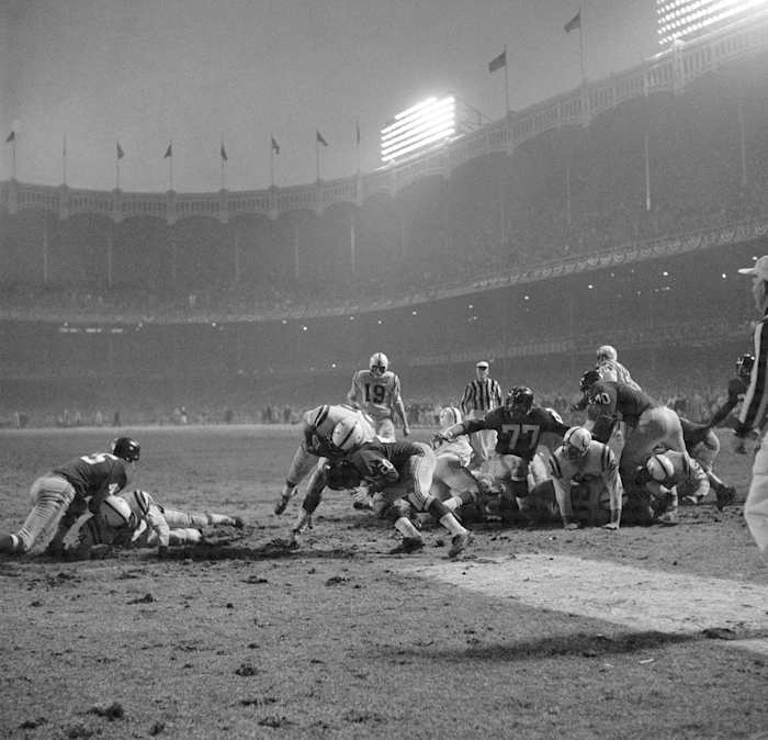 1958-NFL-Championship-Alan-Ameche-01068344.jpg